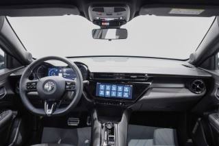 ALFA ROMEO Junior usata, con Sensori di parcheggio posteriori