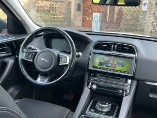 JAGUAR F-Pace usata, con Climatizzatore