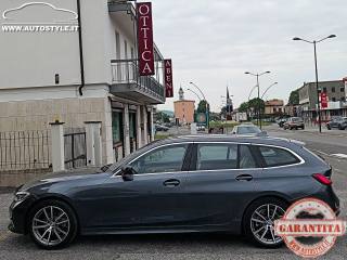 BMW 320 usata, con Sensori di parcheggio anteriori