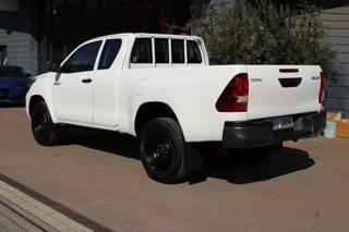 TOYOTA Hilux usata, con Autoradio