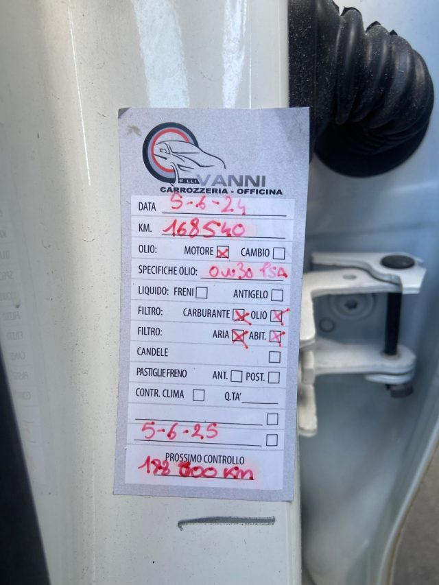 PEUGEOT 2008 usata, con Vivavoce