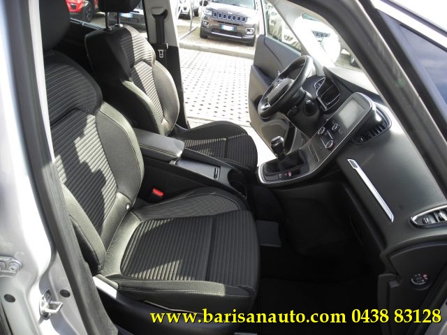 RENAULT Grand Scenic usata, con Autoradio