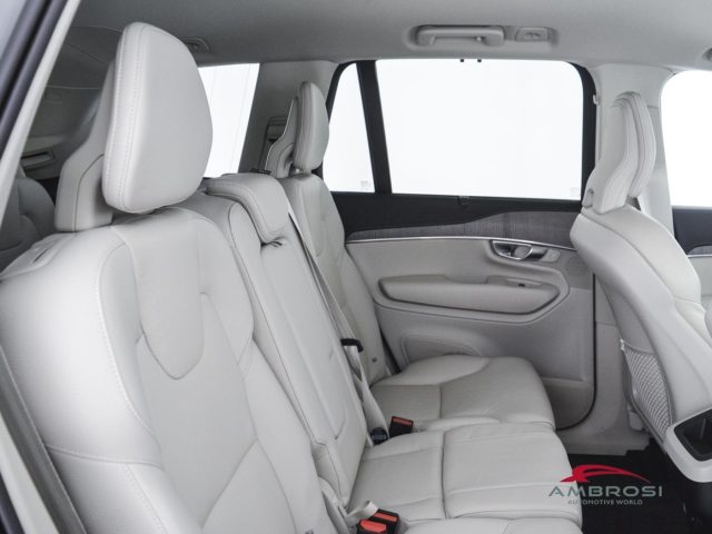 VOLVO XC90 usata 12