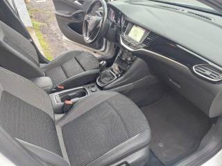 OPEL Astra usata, con Autoradio