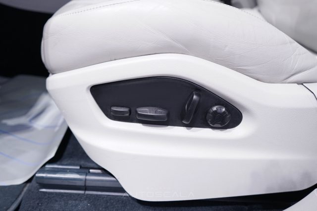 PORSCHE Cayenne usata, con Regolazione elettrica sedili