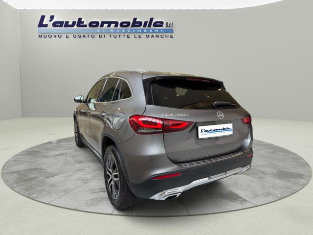 MERCEDES-BENZ GLA 200 usata, con Boardcomputer