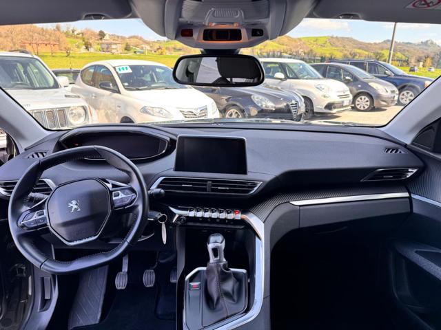 PEUGEOT 3008 usata, con Volante in pelle
