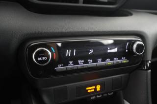 TOYOTA Yaris usata 13