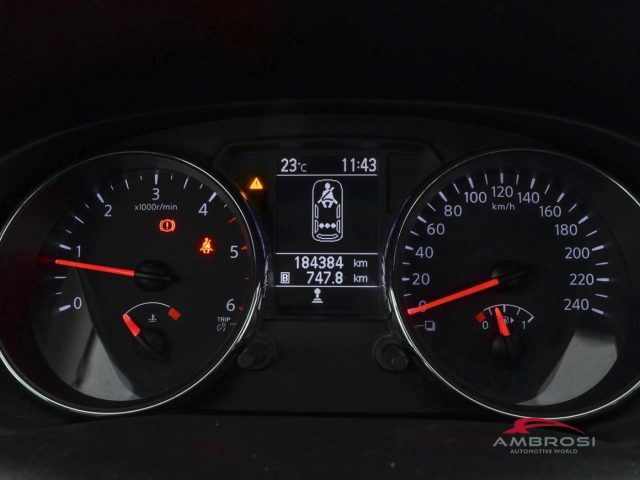 NISSAN Qashqai usata 12