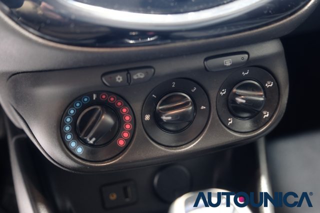 OPEL Corsa usata, con Isofix