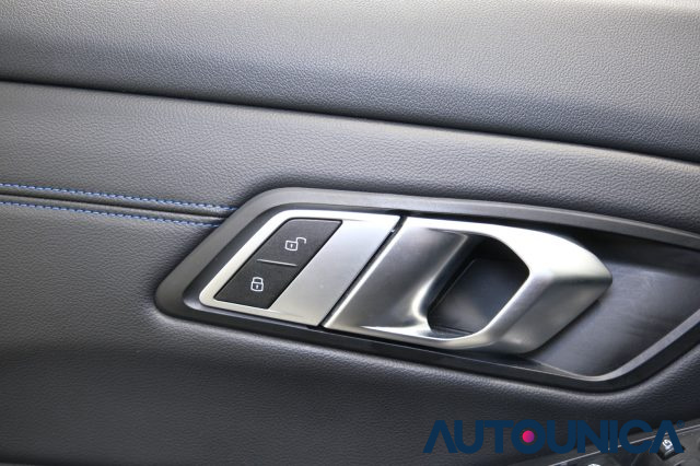 BMW 320 usata, con Sensore di luce