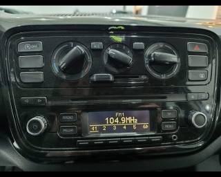 VOLKSWAGEN up! usata, con Servosterzo