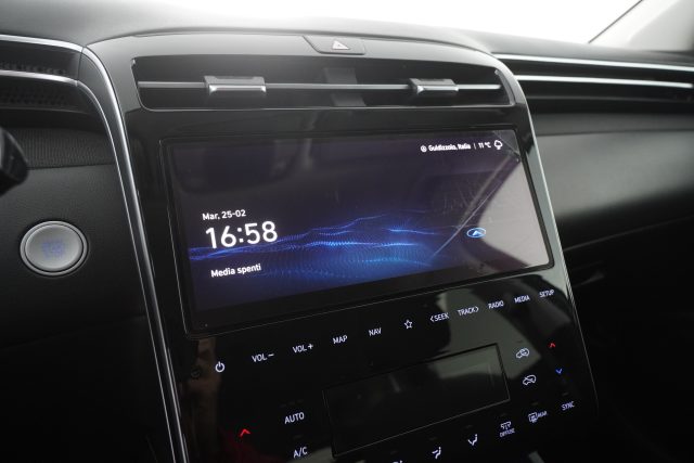 HYUNDAI Tucson usata 16