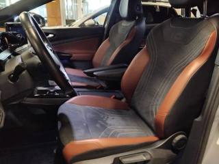 VOLKSWAGEN ID.4 usata, con Fari LED