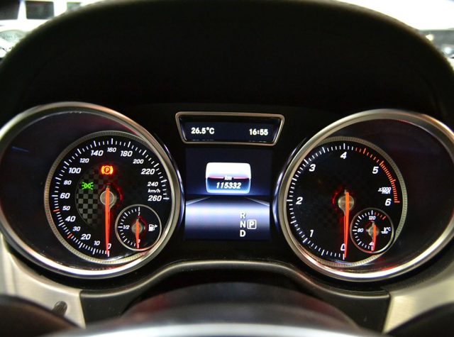 MERCEDES-BENZ GLE 350 usata, con Controllo automatico clima