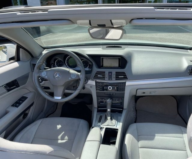 MERCEDES-BENZ E 220 usata, con ESP