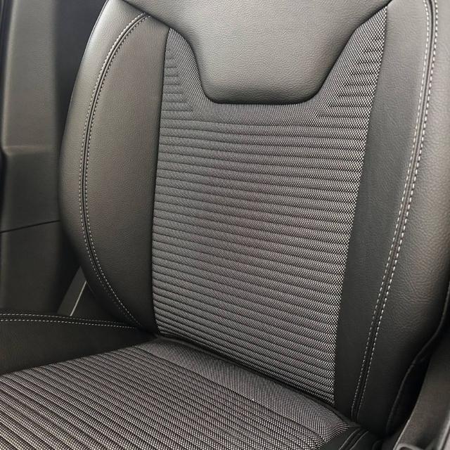 JEEP Compass usata, con Controllo automatico clima
