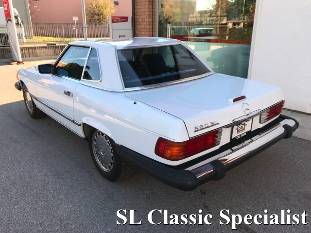 MERCEDES-BENZ SL 560 usata 10