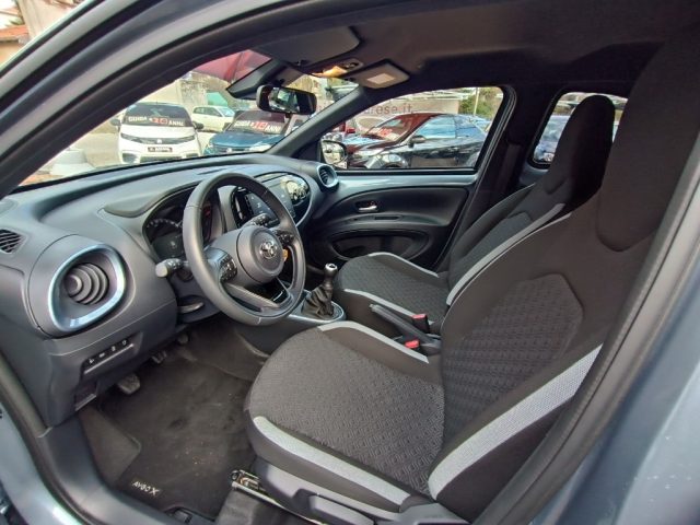 TOYOTA Aygo X usata, con Controllo automatico clima