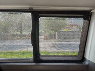 VOLKSWAGEN Caravelle usata 22