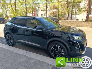 PEUGEOT 2008 usata, con Interni in pelle