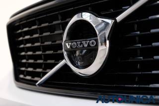 VOLVO XC40 usata, con Freno di stazionamento elettrico