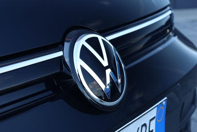 VOLKSWAGEN Golf usata, con Adaptive Cruise Control