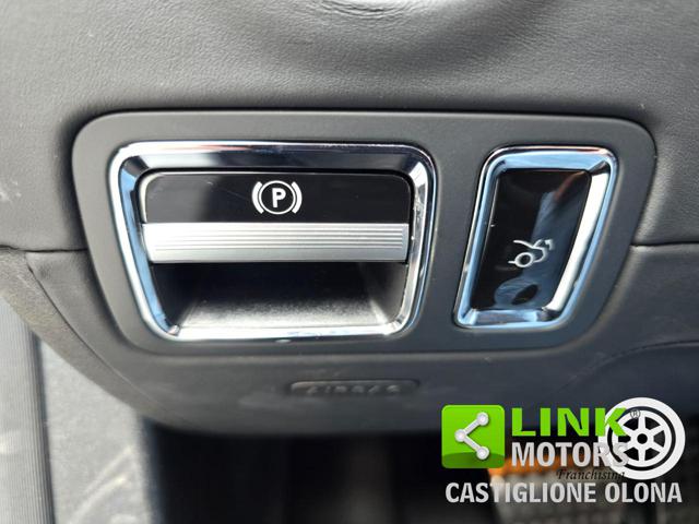 MERCEDES-BENZ GT usata, con Specchietti laterali elettrici