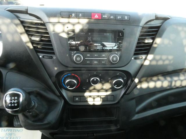 IVECO Daily usata, con USB