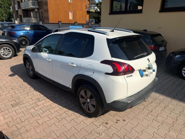 PEUGEOT 2008 usata, con Autoradio