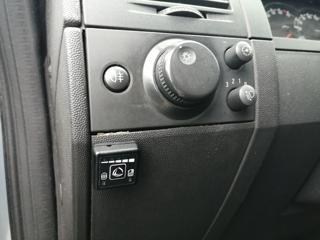 OPEL Meriva usata, con Autoradio