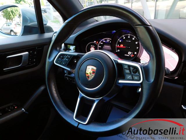 PORSCHE Cayenne usata, con Sensori di parcheggio anteriori