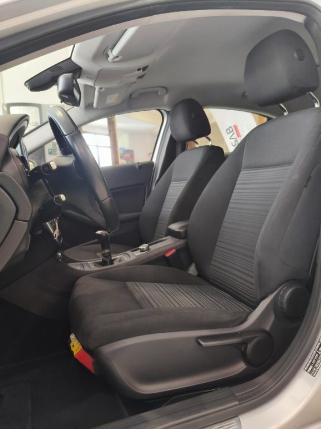 MERCEDES-BENZ A 180 usata, con Chiusura centralizzata