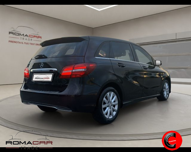 MERCEDES-BENZ B 180 usata, con Chiusura centralizzata