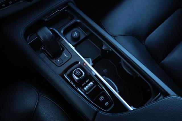 VOLVO XC90 usata, con Park Distance Control