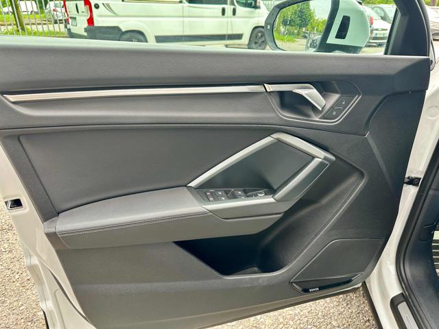 AUDI Q3 usata, con Specchietti laterali elettrici