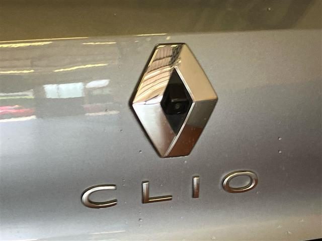 RENAULT Clio usata 21