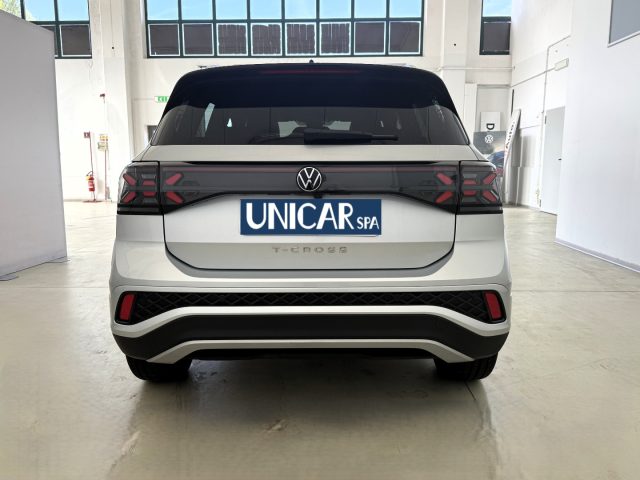 VOLKSWAGEN T-Cross usata, con Autoradio