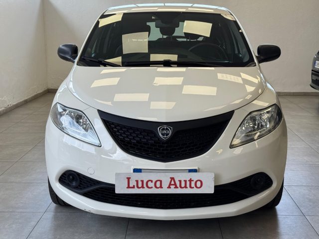 LANCIA Ypsilon usata, con Airbag