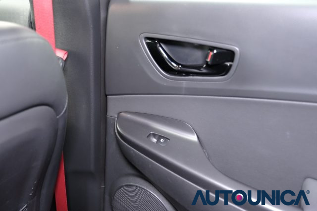 HYUNDAI Kona usata, con Luci diurne