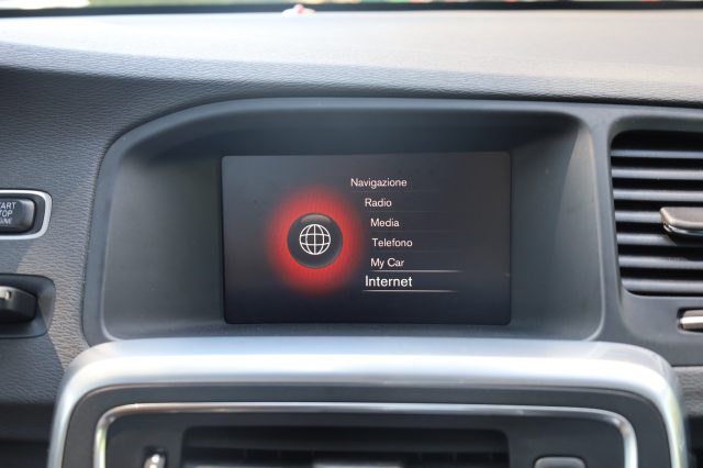 VOLVO V60 usata 61