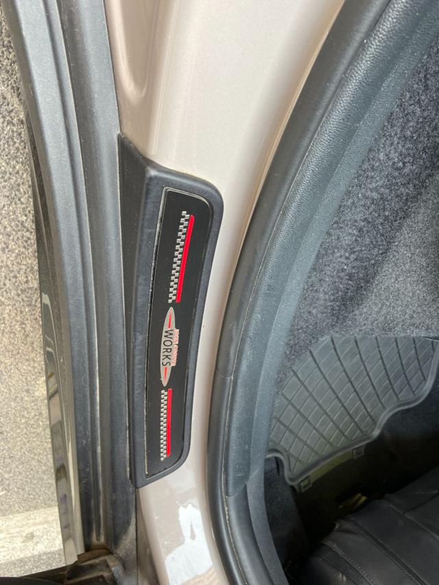 MINI Countryman usata 26