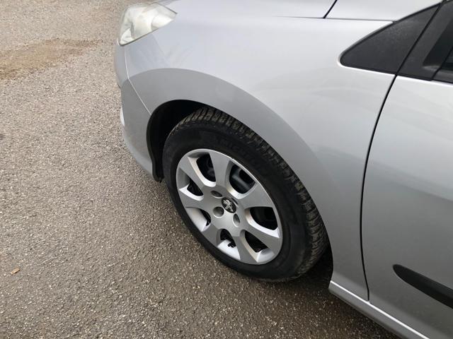 PEUGEOT 308 usata, con Servosterzo