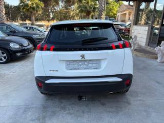 PEUGEOT 2008 usata, con Alzacristalli elettrici