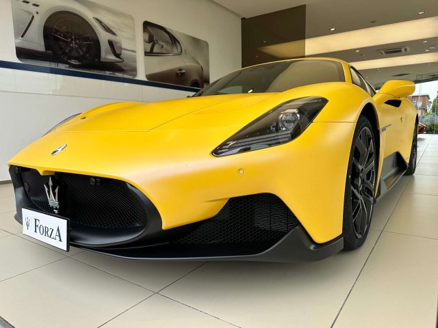 MASERATI MC20 usata, con Airbag