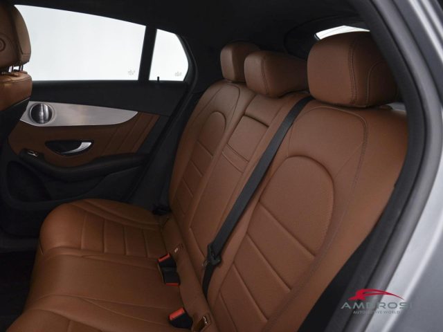 MERCEDES-BENZ GLC 220 usata 8