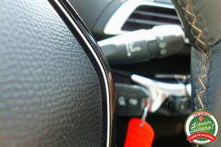 PEUGEOT 3008 usata, con Volante multifunzione