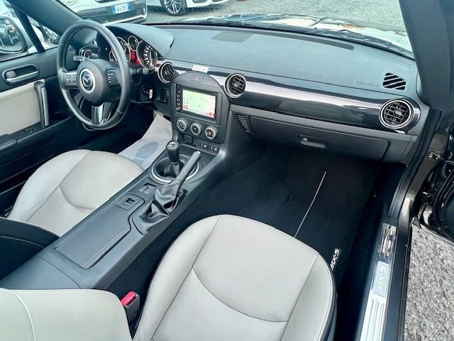 MAZDA MX-5 usata, con Servosterzo