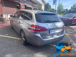 PEUGEOT 308 usata, con Alzacristalli elettrici
