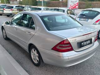 MERCEDES-BENZ C 220 usata, con Autoradio